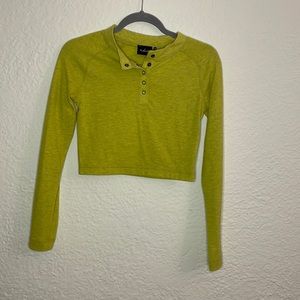 Green long sleeve crop top